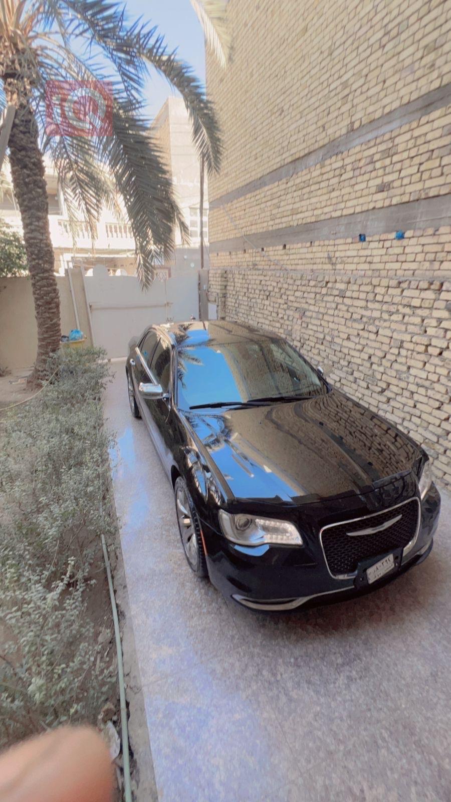 كرايسلر 300